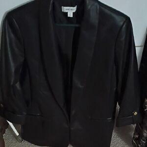 Nine West Leather Black Blazer with Tailored Fit and Narrow Lapels